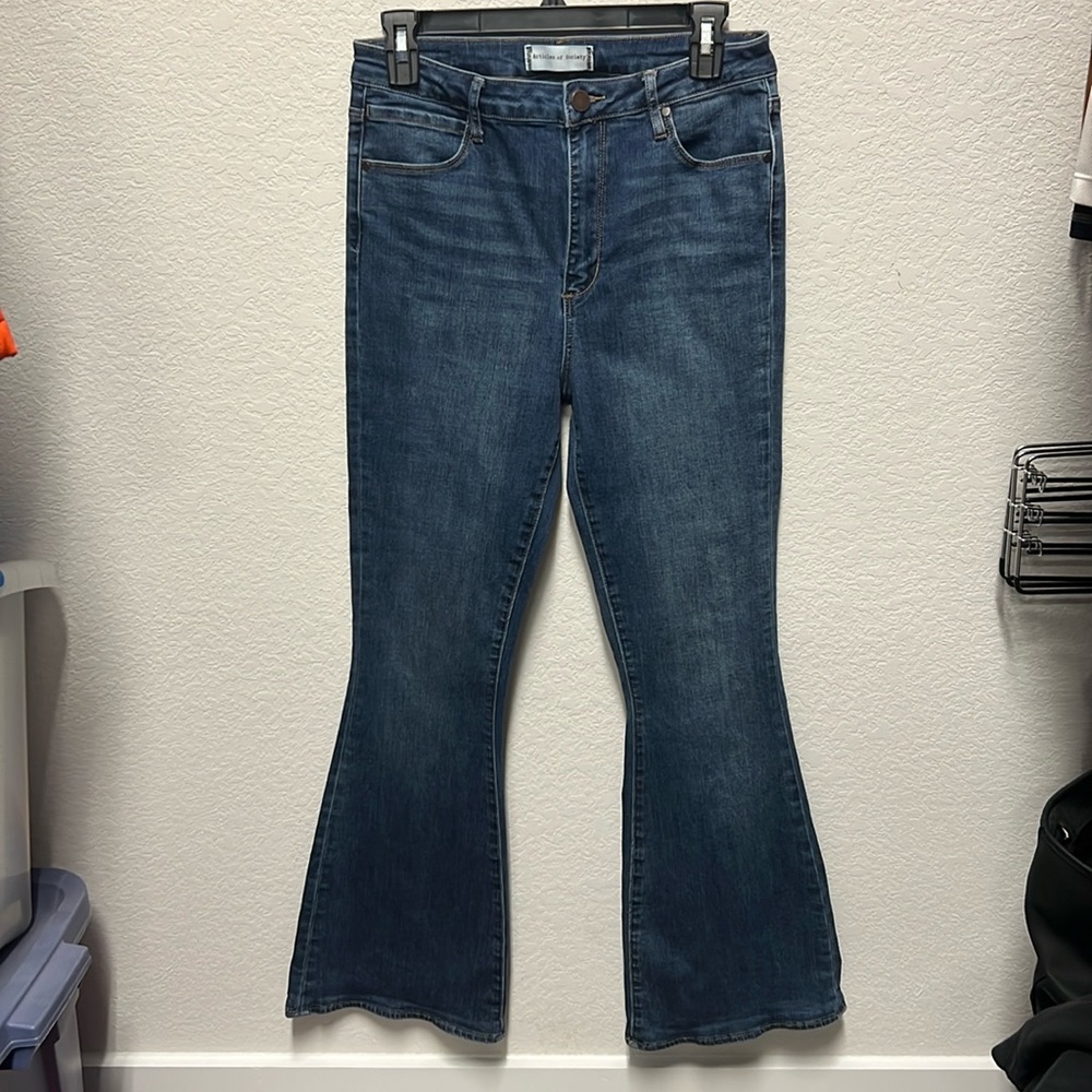 Articles of society. Boot cut jeans. Professionally hemmed. Size 29.